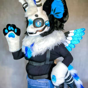 WIFI.X la black unicorn